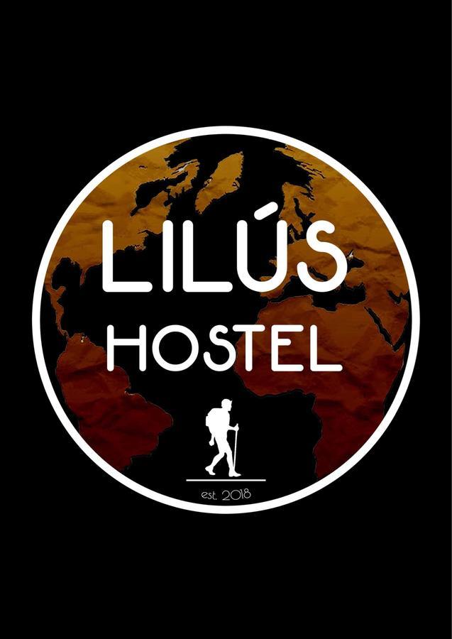 Lilus Hostel バトゥーミ エクステリア 写真