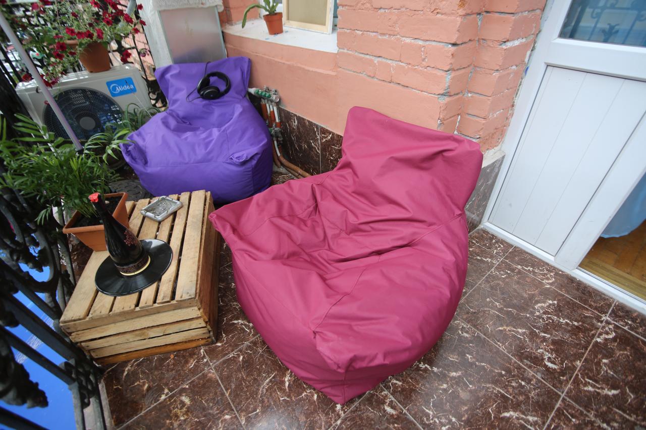 Lilus Hostel バトゥーミ エクステリア 写真