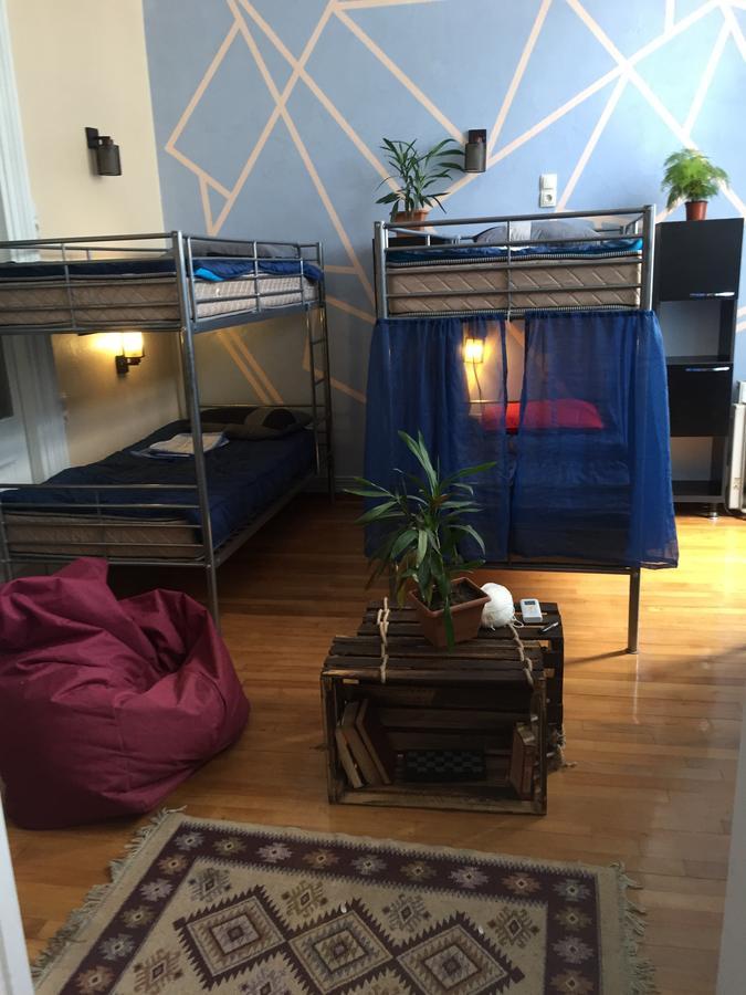 Lilus Hostel バトゥーミ エクステリア 写真