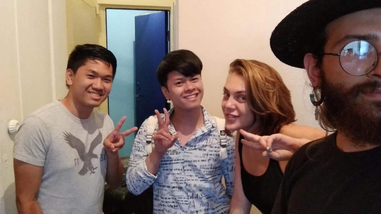 Lilus Hostel バトゥーミ エクステリア 写真