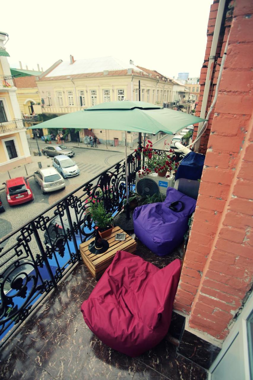 Lilus Hostel バトゥーミ エクステリア 写真